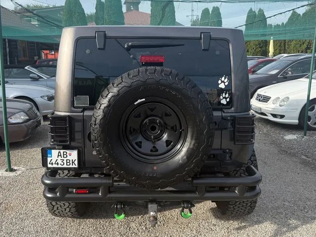 Jeep Wrangler 3.6 V6 Rubicon – fotografia 5 z 15