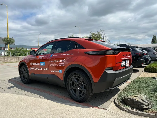 SUBARU UNCHARTED 77 kWh AWD EXECUTIVE X – fotografia 3 z 4