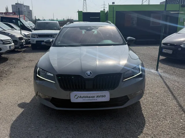 Škoda Superb Combi 2.0 TDI 190k 4x4 SportLine DSG – fotografia 2 z 15