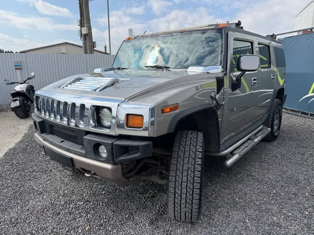 Hummer H2 6.0 V8 – fotografia 6 z 15