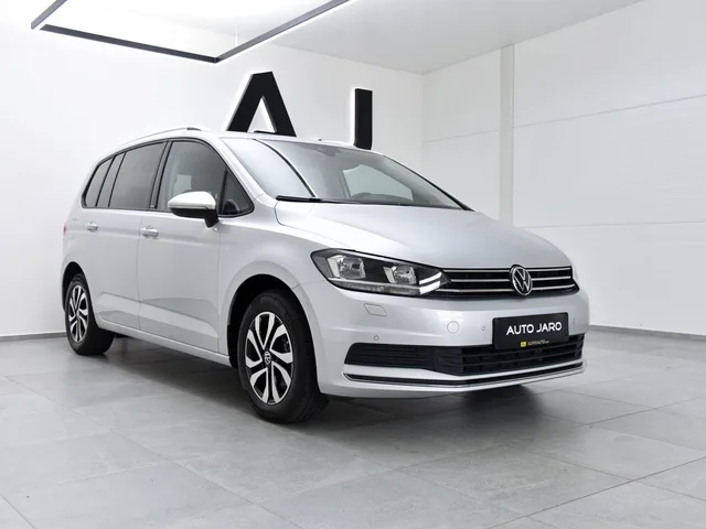 Volkswagen Touran 2.0 TDI Comfortline DSG – fotografia 5 z 15