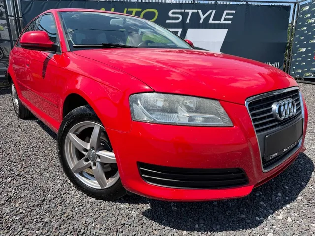 Audi A3 Sportback 1.6 Attraction – fotografia 2 z 15