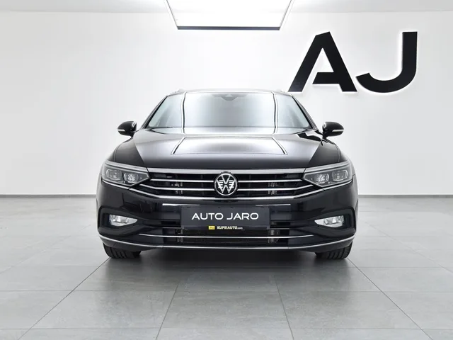 Volkswagen Passat Variant 2.0 TDI Elegance DSG – fotografia 2 z 15