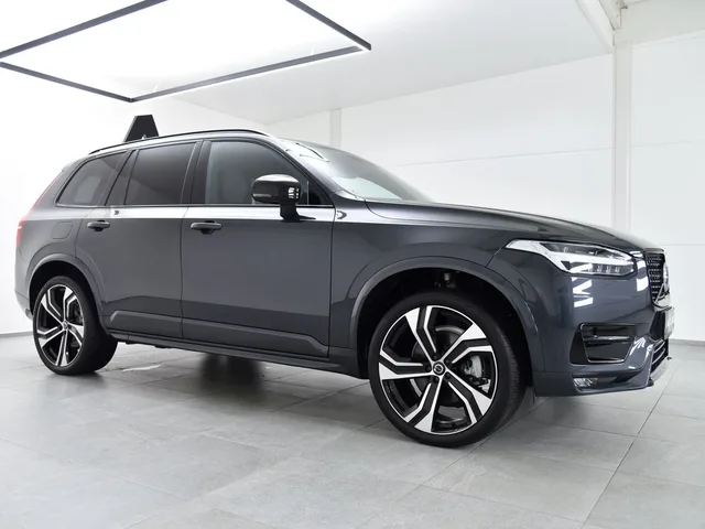 Volvo XC90 2.0 B5 Drive-E AWD R-Design A/T, 7miestne – fotografia 5 z 15