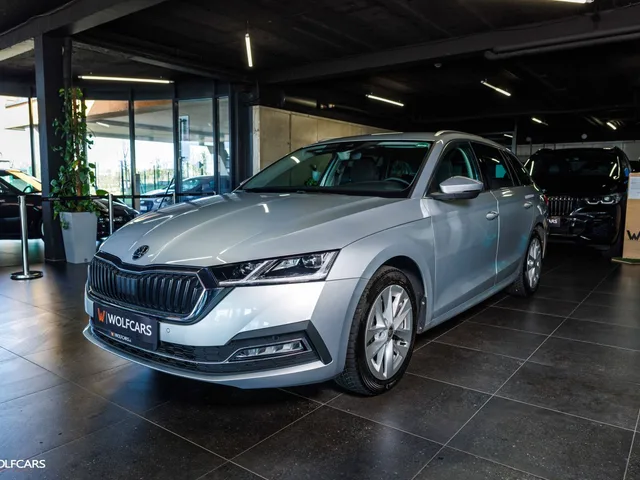 Škoda Octavia Combi Style 2.0 TDI DSG 110 kW – fotografia 3 z 15