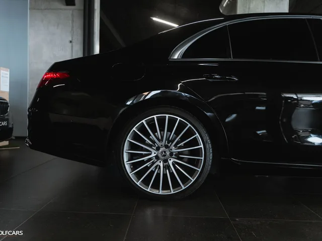 Mercedes-Benz S 400 d 4MATIC – fotografia 5 z 15