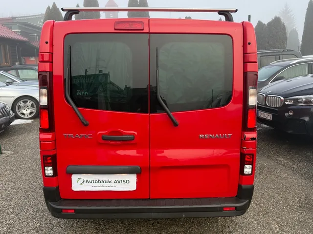 Renault Trafic SpaceClass 1.6 dCi 125 L2H1 – fotografia 5 z 15