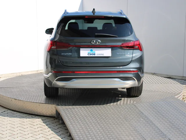 Hyundai Santa Fe 2.2 CRDi Premium 4x4 AT – fotografia 5 z 14