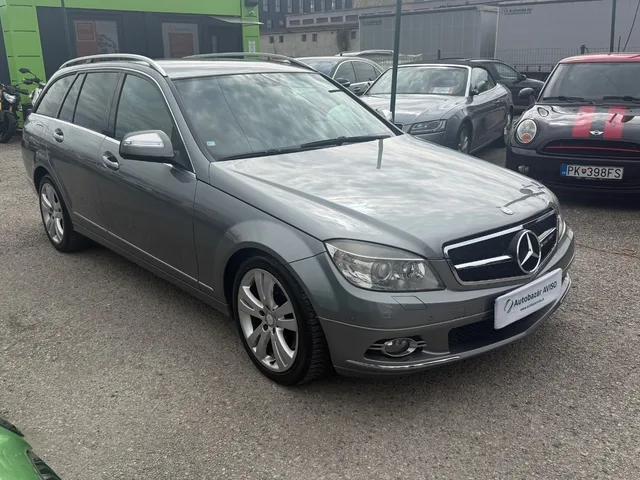 Mercedes-Benz C 320 CDI Avantgarde 4-matic Kombi – fotografia 3 z 15