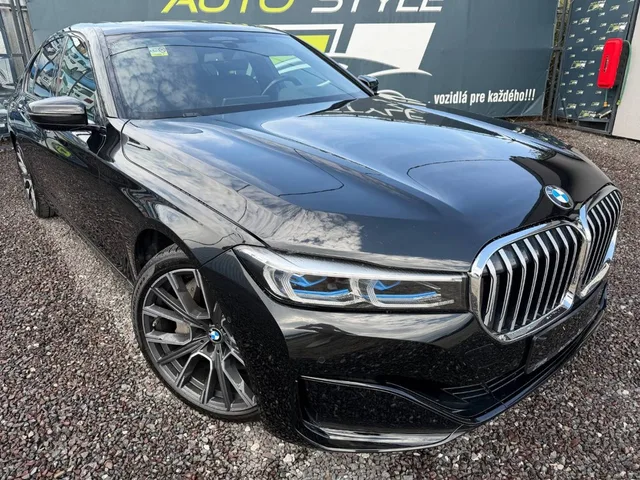 BMW 740d xDrive – fotografia 2 z 15