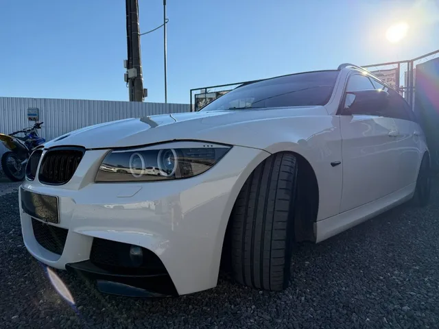 BMW 3er Touring 325d – fotografia 5 z 15