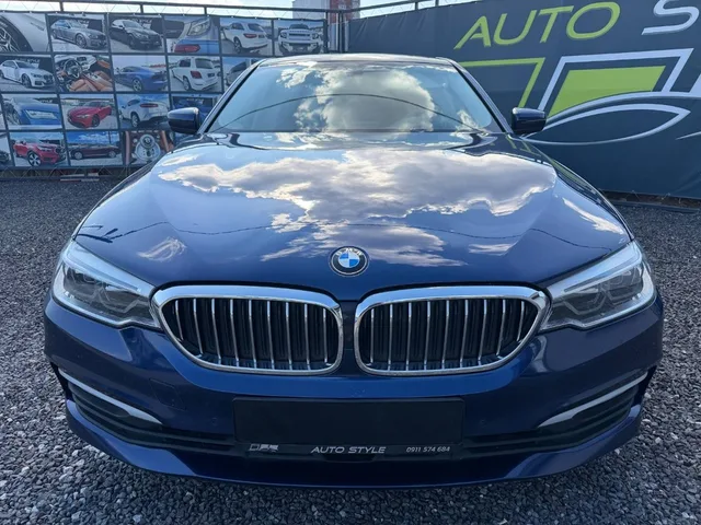BMW 540i xDrive – fotografia 4 z 15