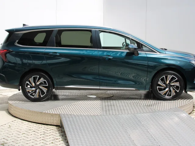Dongfeng U-Tour 1.5 130kW A/T – fotografia 6 z 15