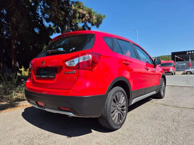 Suzuki SX4 S-Cross 1.6 i VVT Elegance 2WD – fotografia 5 z 15